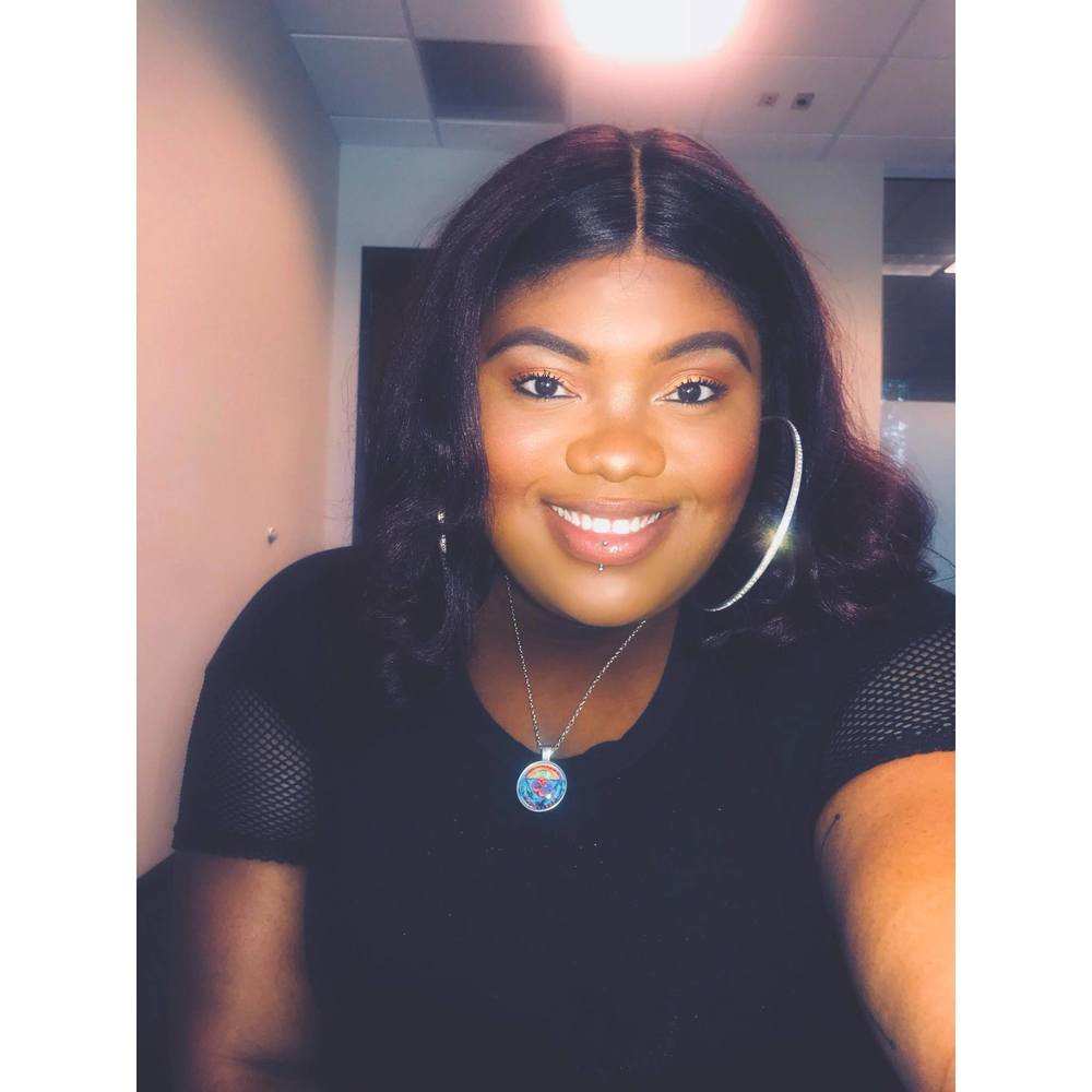 Meet your Posher, Jalysa